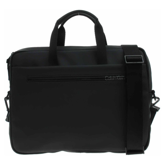 detail Calvin Klein taška-batoh na notebook