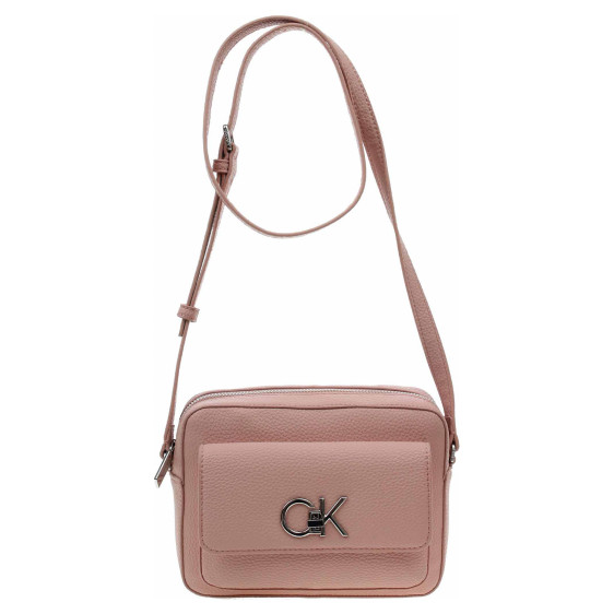 detail Calvin Klein dámská kabelka K60K609397 TQP Cafe Au Lait