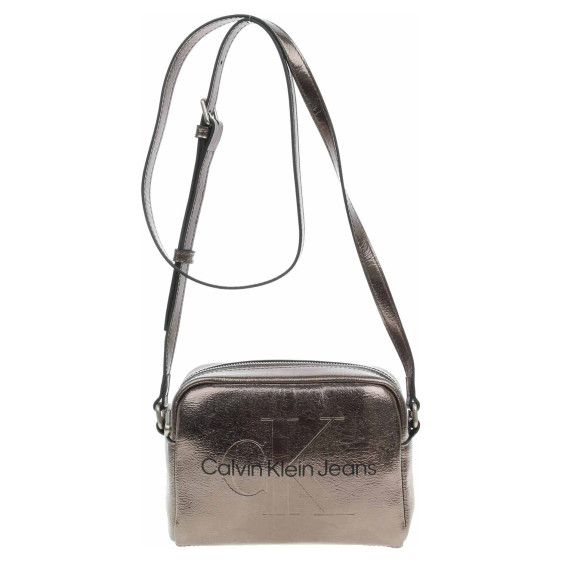 detail Calvin Klein dámská kabelka K60K612731 ADA Gunmetal
