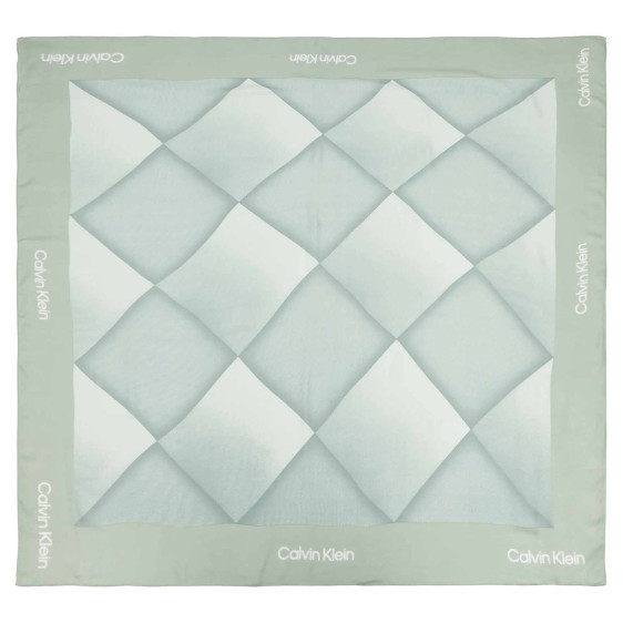 detail Calvin Klein dámský šátek K60K611710 PEB Pigeon