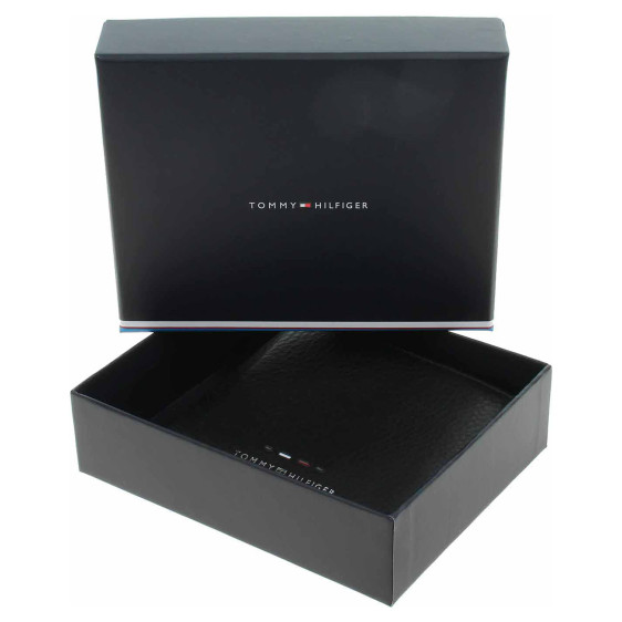 detail Tommy Hilfiger pánská peněženka AM0AM12762 BDS Black