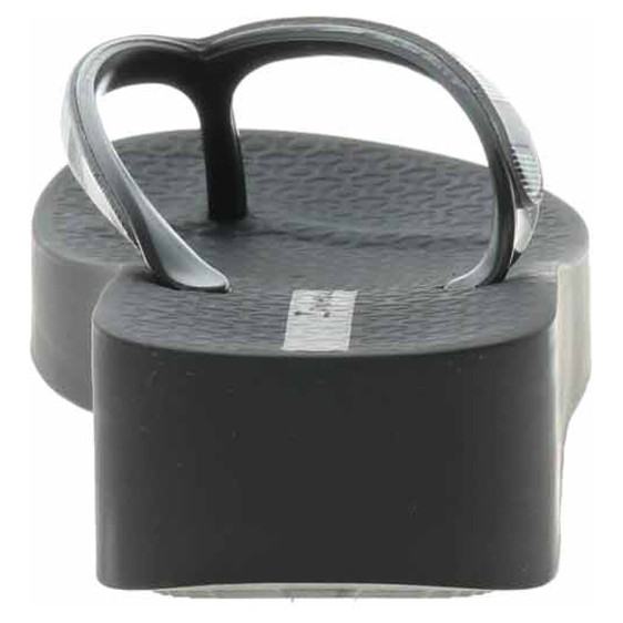 detail Dámské plážové pantofle Ipanema 83175-20825 black-black